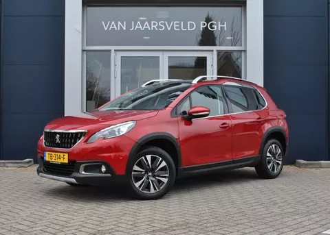 PEUGEOT 2008 Allure 1.2 PureTech 110pk EAT6 / Nav / Pano / Cam