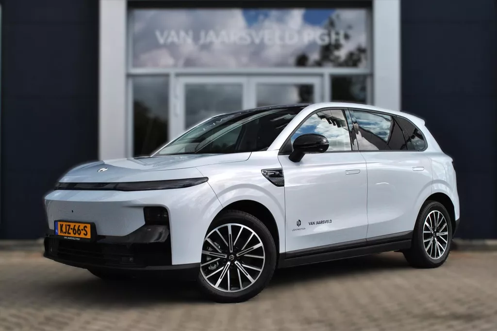LEAPMOTOR B10 EV 67,1 kWh 218pk Design