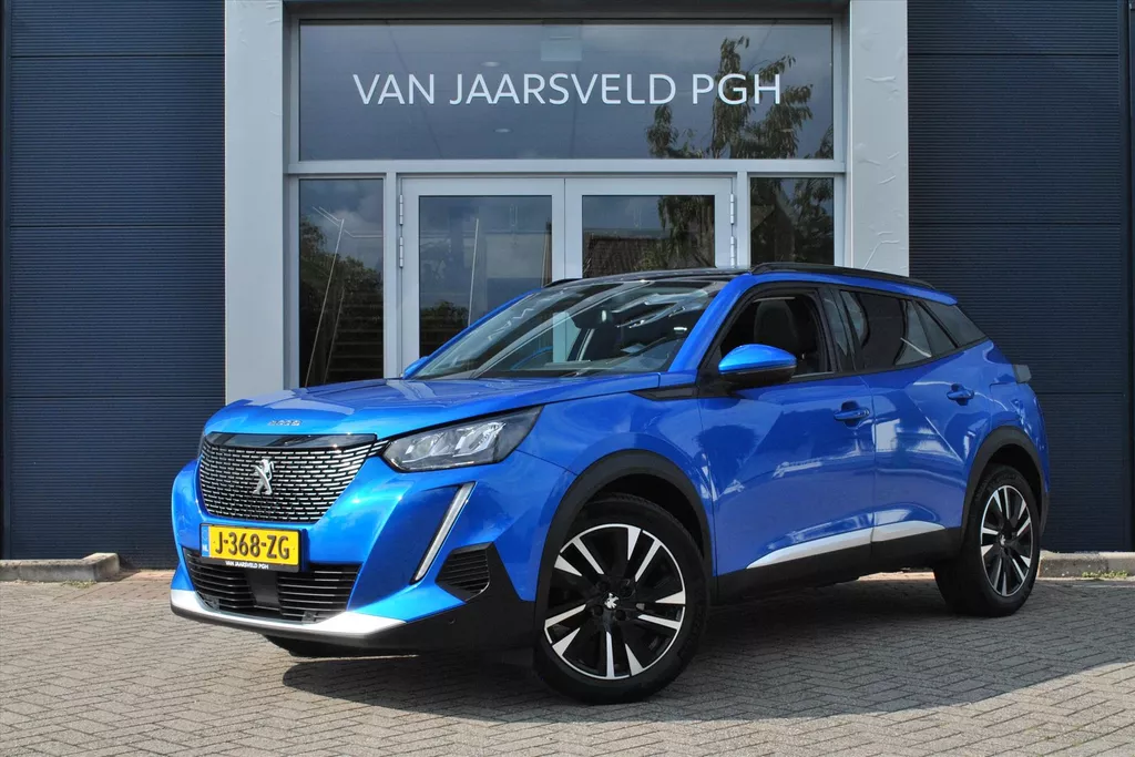PEUGEOT 2008 Allure 1.2 Puretech 130pk / 18 inch / dak